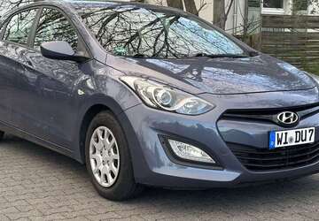 Hyundai i30 211.230 km 5.500 &euro; Wiesbaden 65197