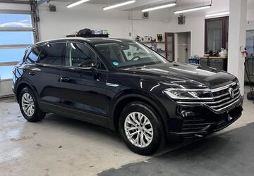 VW Touareg 117.000 km 34.000 &euro; Kelkheim 65779