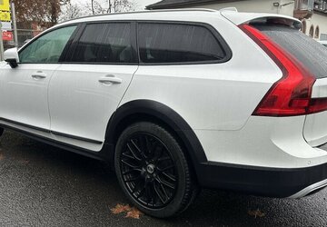 Volvo V90 Cross Country Pro AWD Top Ausstattung 20 Zoll 66.447 km 29.900 &euro; Mainz 55122