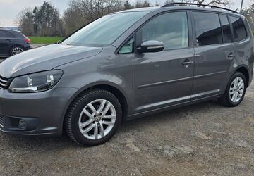 VW Touran 232.000 km 6.499 &euro; Hohenstein 65329