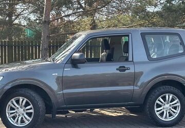 Mitsubishi Pajero 167.000 km 15.500 &euro; Wiesbaden 65193