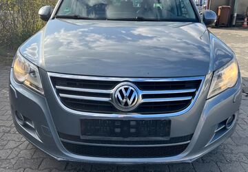 VW Tiguan 245.000 km 5.500 &euro; Hattersheim Eddersheim 65795