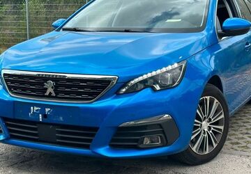Peugeot 308 101.900 km 9.990 &euro; Wiesbaden 65203