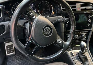 VW Golf 111.000 km 10.800 &euro; Wiesbaden 65187
