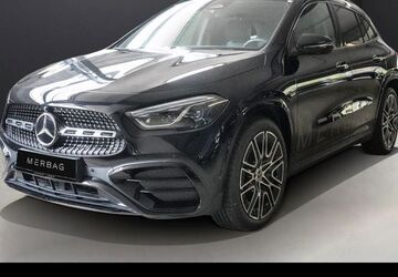 Mercedes-Benz GLA 200 9.300 km 44.890 &euro; Wiesbaden 65189