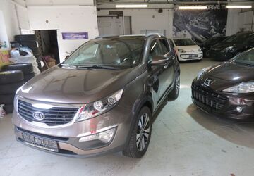 Kia Sportage 170.000 km 8.500 &euro; Schlangenbad 65388