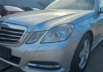Mercedes-Benz E 200 82.000 km 14.500 &euro; Hattersheim 65795