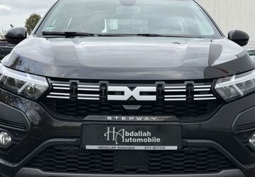 Dacia Sandero 36.800 km 15.999 &euro; Kelkheim 65779