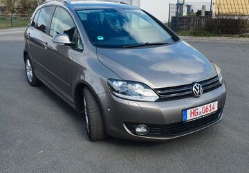 VW Golf 129.388 km 8.150 &euro; Kronberg 61476