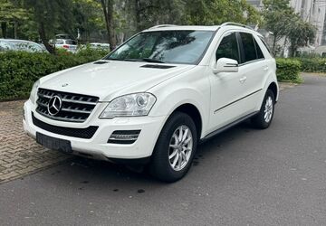 Mercedes-Benz ML 350 198.944 km 8.900 &euro; Steinbach 61449
