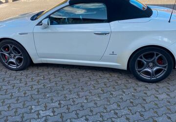 Alfa Romeo Spider 125.900 km 16.800 &euro; Waldems 65529