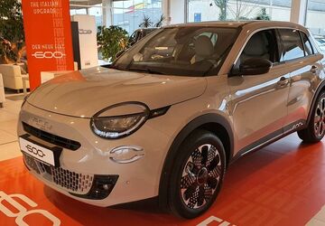 Fiat 600e 10 km 36.990 &euro; Mainz 55120