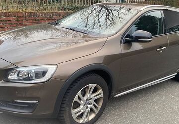 Volvo V60 Cross Country 217.000 km 11.800 &euro; Idstein 65510