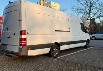 Mercedes-Benz Sprinter 277.000 km 9.800 &euro; Raunheim 65479