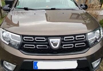 Dacia Sandero 78.000 km 9.600 &euro; Wiesbaden 65203