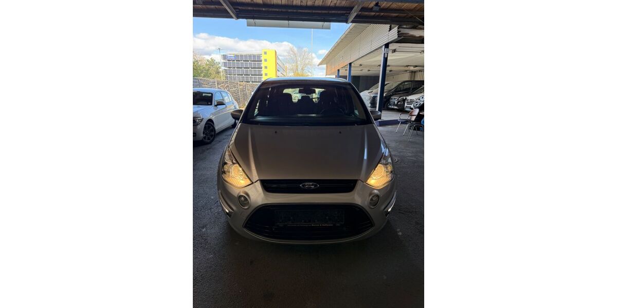 Ford S-Max 162.639 km 4.499 &euro; Wiesbaden 65189