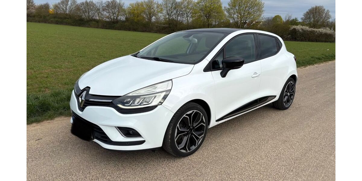 Renault Clio 67.000 km 7.999 &euro; Wiesbaden Erbenheim 65205