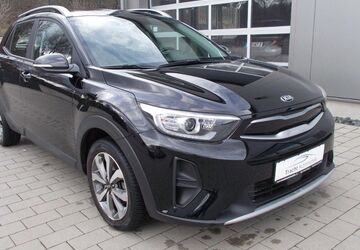 Kia Stonic 28.000 km 17.700 &euro; Bad Schwalbach 65307