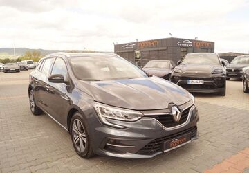 Renault Megane 112.741 km 15.890 &euro; Ingelheim 55218