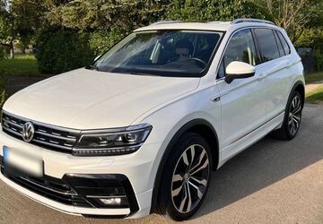 VW Tiguan 74.000 km 22.100 &euro; Wiesbaden 65187