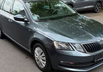 Skoda Octavia 76.000 km 13.700 &euro; Wiesbaden 65203