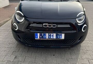 Fiat 500e 21.000 km 19.500 &euro; Wiesbaden 65185
