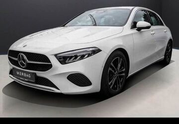 Mercedes-Benz A 200 13.800 km 30.360 &euro; Wiesbaden 65189