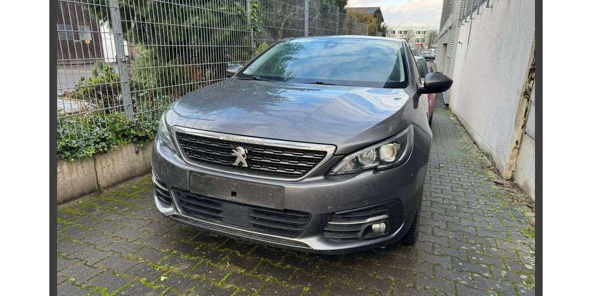 Peugeot 308 110.171 km 10.390 &euro; Mainz 55128