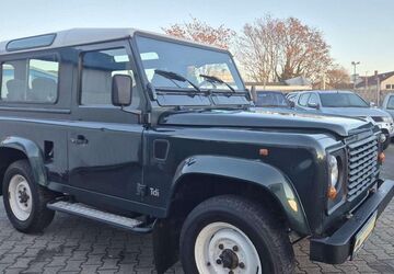 Land Rover Defender 281.000 km 22.900 &euro; Mainz-Kostheim 55246