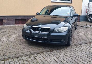 BMW 320 234.000 km 3.700 &euro; Flörsheim 65439