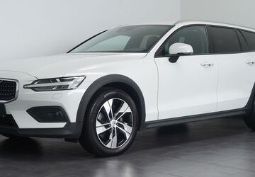 Volvo V60 Cross Country 63.233 km 32.950 &euro; Wiesbaden 65205